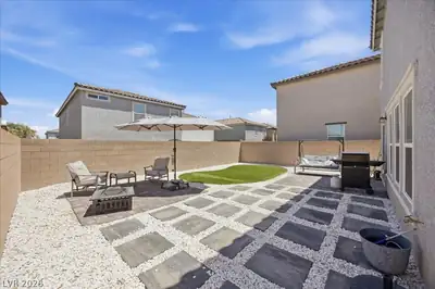 8724 Crestwood Hills Street, Las Vegas, NV 89113 Patio