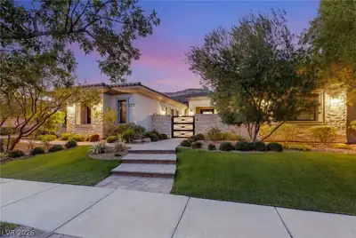22 Greenside Drive Las Vegas, NV 89141