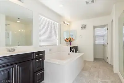 4017 Celebration Cove Street, North Las Vegas, NV 89032 Primary Bathroom