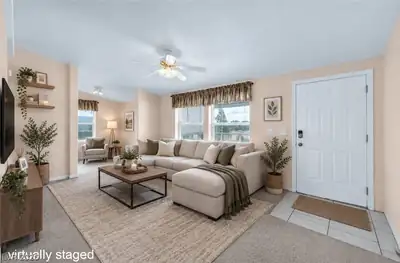 3920 Effinger Street, Pahrump, NV 89060 Living Room