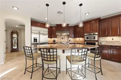 6 Benevolo Drive, Henderson, NV 89011 Kitchen