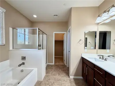 470 Fortissimo Street, Henderson, NV 89011 Primary Bathroom