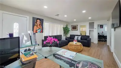 1325 South Eastern Avenue, Las Vegas, NV 89104 Reception