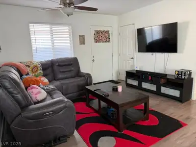 940 Miller Avenue, Las Vegas, NV 89106 Living Room
