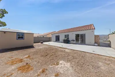 624 Black Sand Court, Henderson, NV 89011 Back of Structure