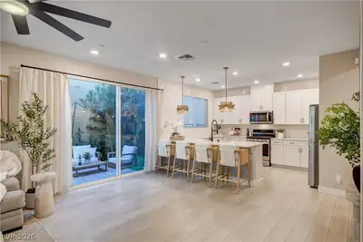 3568 Anastagio Lane, Henderson, NV 89044 Kitchen