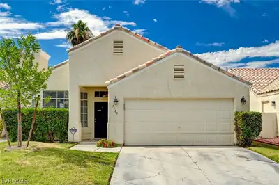 7709 Beach Falls Court, Las Vegas