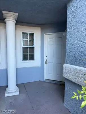 2304 Pacific Brook Street, Las Vegas, NV 89117 Entry