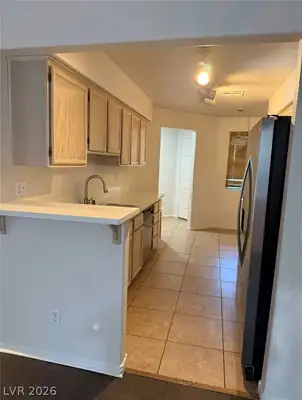 2304 Pacific Brook Street, Las Vegas, NV 89117 Kitchen