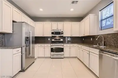 10269 Kadumba Street, Las Vegas, NV 89178 