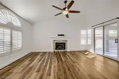 2105 Fountain Springs Drive, Henderson, NV 89074 Living Room