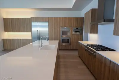 161 Still Shores Street, Henderson, NV 89011 Kitchen