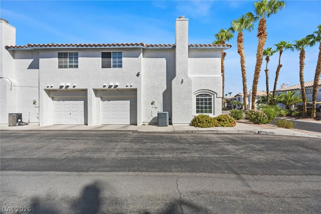8212 Diamond Star Court, Las Vegas, NV 89145