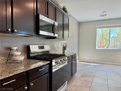 2656 Duneville Street, Las Vegas, NV 89146 Kitchen