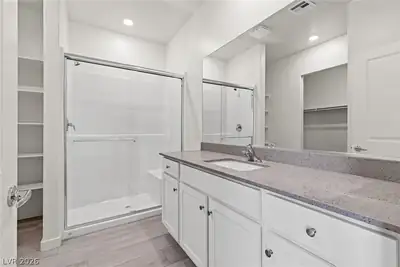 2758 Avril Point Street, Las Vegas, NV 89156 Bathroom