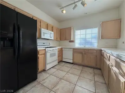 1851 HILLPOINTE Road 2421, Henderson, NV 89074 
