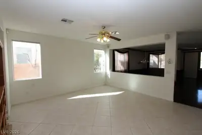 8247 AZURE SHORES Court, Las Vegas, NV 89117 