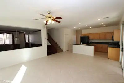 8247 AZURE SHORES Court, Las Vegas, NV 89117 