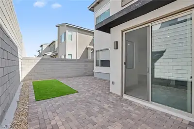 9234 Rampa Street, Las Vegas, NV 89166 Patio