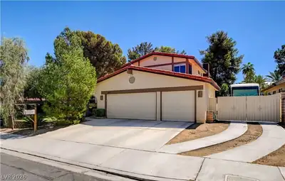 8741 Pesaro Drive, Las Vegas