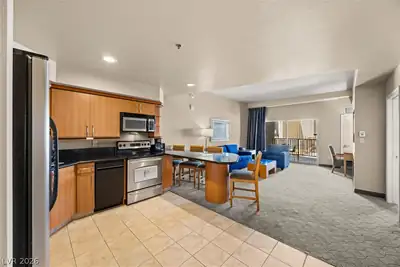 211 East Flamingo Road 1714, Las Vegas, NV 89169 Kitchen