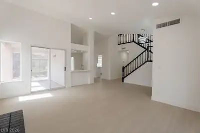 2118 Fountain Springs Drive, Henderson, NV 89074 Living Room