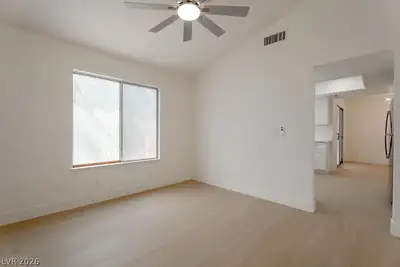 2118 Fountain Springs Drive, Henderson, NV 89074 Dining Area