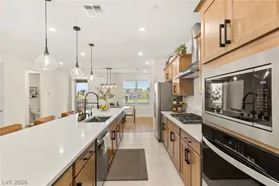 11563 Midnight Melody Avenue, Las Vegas, NV 89138 Kitchen
