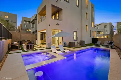 11563 Midnight Melody Avenue Las Vegas, NV 89138