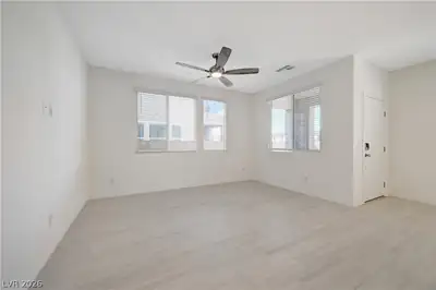 3290 Vasco Falls Avenue, Henderson, NV 89044 