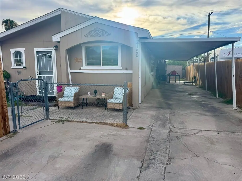 2155 Bryce Canyon Avenue, Las Vegas, NV 89156