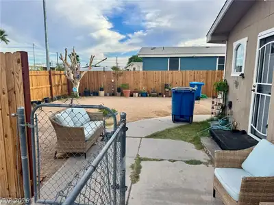 2155 Bryce Canyon Avenue, Las Vegas, NV 89156 Yard
