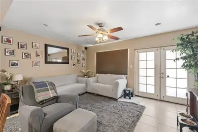 1305 North Mojave Road, Las Vegas, NV 89101 Living Room