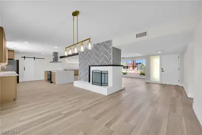 1725 Seneca Lane, Las Vegas, NV 89169 Dining Area