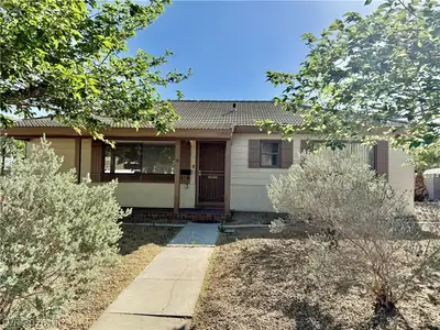 1133 Darmak Drive, Las Vegas, NV 89102 Entry