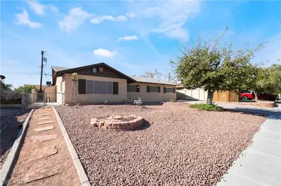 3809 Millwood Avenue, Las Vegas, NV 89121 Front of Structure