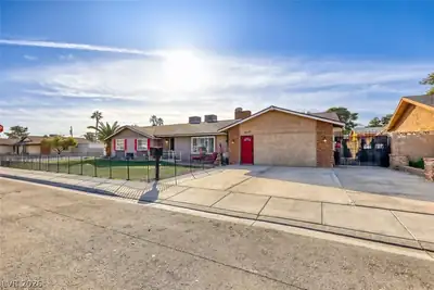 4591 East Philadelphia Avenue, Las Vegas, NV 89104 Front of Structure