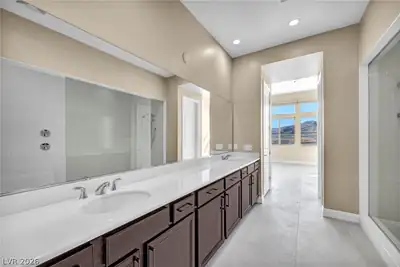 12319 Skyracer Drive, Las Vegas, NV 89138 Primary Bathroom