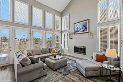 8060 Castle Pines Avenue, Las Vegas, NV 89113 