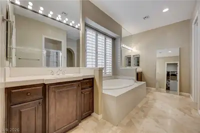 11778 Weybrook Park Drive, Las Vegas, NV 89141 Primary Bathroom