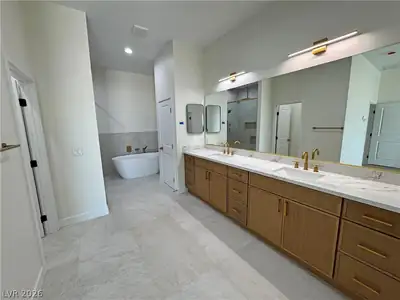770 Cavalry Street, Pahrump, NV 89048 Primary Bathroom
