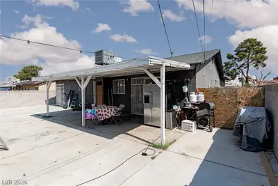 3040 Holly Hill Avenue, Las Vegas, NV 89104 Patio