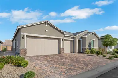 5032 Tranquil View Street, Las Vegas, NV 89130 Front of Structure