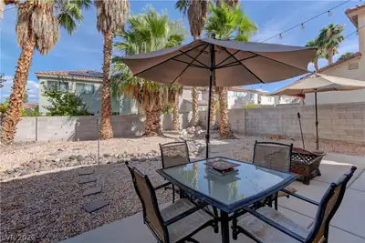 10190 Ghost Gum Street, Las Vegas, NV 89183 Yard