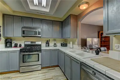 10190 Ghost Gum Street, Las Vegas, NV 89183 Kitchen