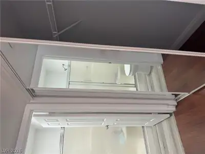 5158 South Jones Boulevard 201, Las Vegas, NV 89118 Closet