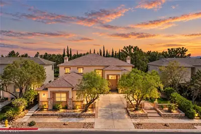 304 Queens Gate Court, Las Vegas