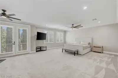 304 Queens Gate Court, Las Vegas, NV 89145 Primary Bedroom