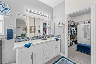 4621 Honey Locust Drive, Pahrump, NV 89061 Primary Bathroom