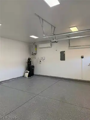 605 Runbridge Street, Las Vegas, NV 89144 Garage